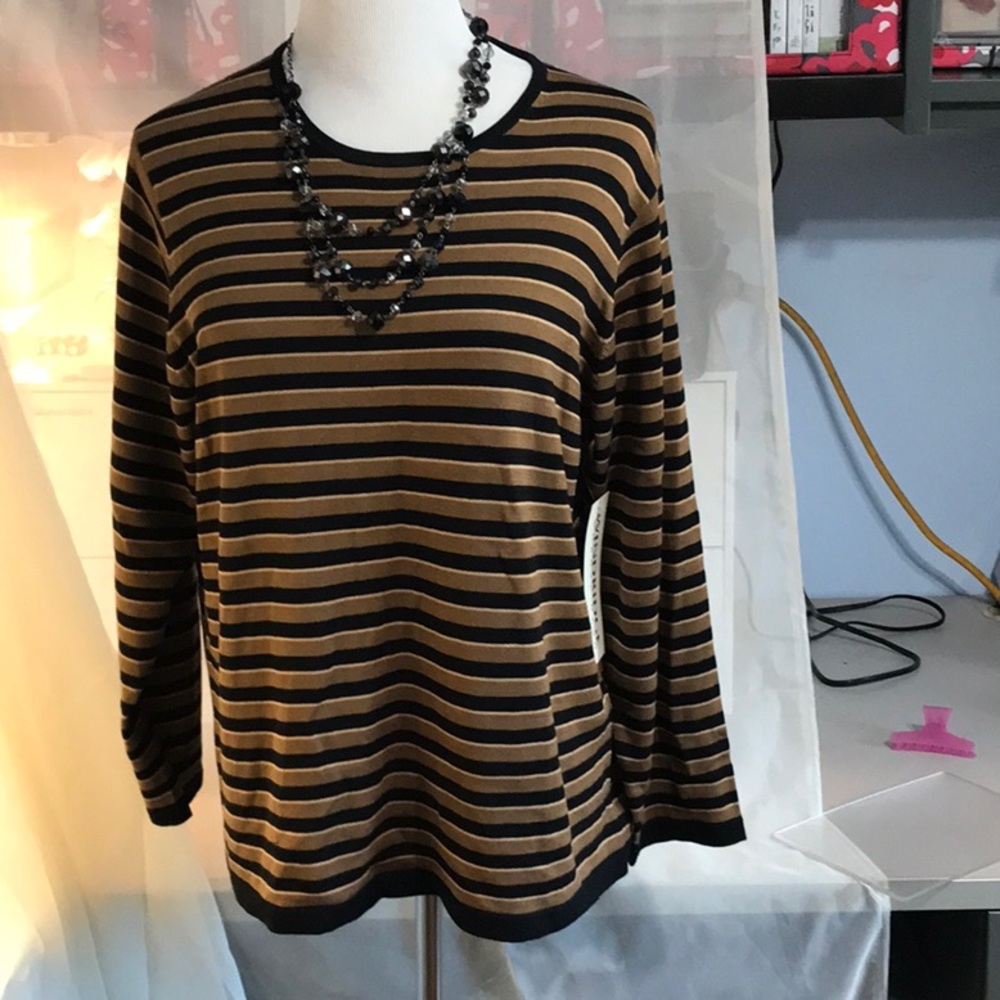 Windridge pull over sweater